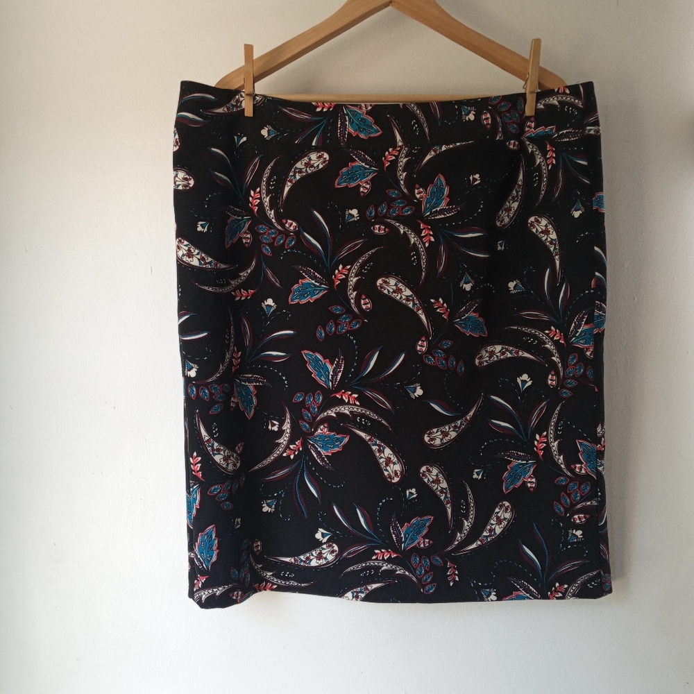 Ann Taylor 16 Paisley Floral Printed Pencil Skirt